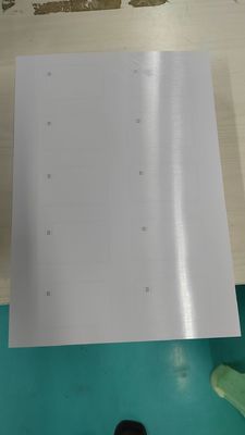 بطاقات ذكية من نوع PVC RFID مقطوعة / أوراق Prelam لإنتاج بطاقات RFID A4 IC Fudad F08 Chip