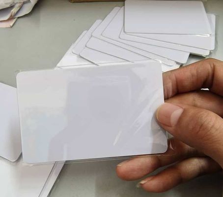 بطاقات بي بي إيه بي بي بي بي بلاينك بلاينك جيت للطباعة بطاقات بي بي إيه Cr 80 0.4mm 0.5mm لإنتاج البطاقات