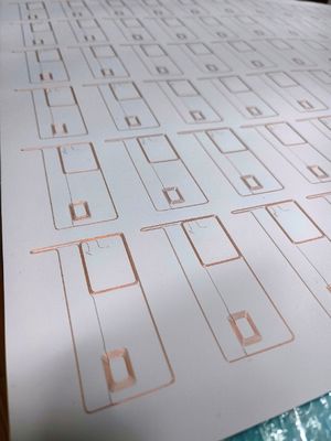 2X5 سلك النحاس الذكي مواد الرقاقة لشركة RFID بطاقة إينلاي Prelam مواد بطاقة البيكسيك