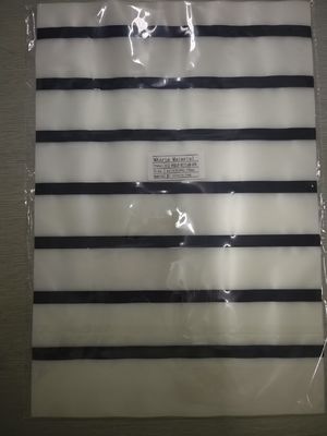 0.04-0.10mm سمك الشريط المغناطيسي الشفاف المغطى بملء الغراء لبطاقات HICO / LOCO