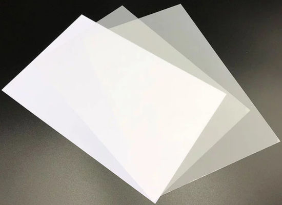 صفائح PVC النافثة للحبر غير الترقق PVC لحلول إنتاج البطاقة الاقتصادية