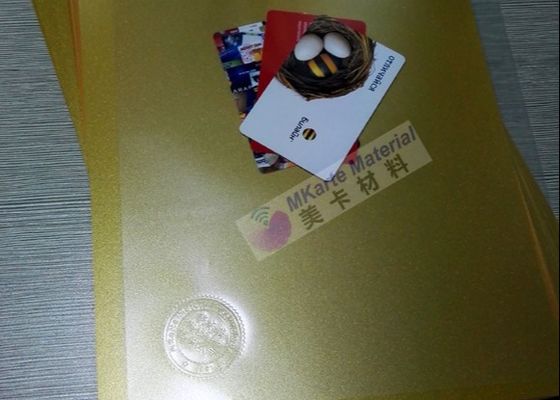 صفائح PVC رقيقة قابلة للطباعة الذهبية لإنتاج ورقة بطاقة بلاستيكية