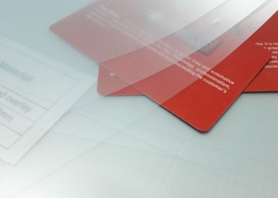 فيلم تغليف PVC قابل للطباعة مع انزلاق بطيء وتدرج 0.04-0.10 مم لتصفيح البطاقات