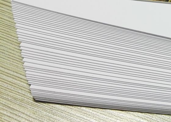 التصفيح بطاقة التصاق الحبر A4 طباعة أوفست ورقة PVC