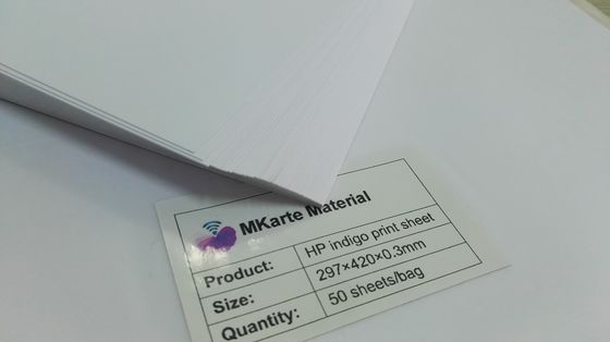 0.32mm A4 حجم الطباعة الرقمية أوراق بولي كلوريد الفينيل Hp نيلي وجه واحد للبطاقة البلاستيكية